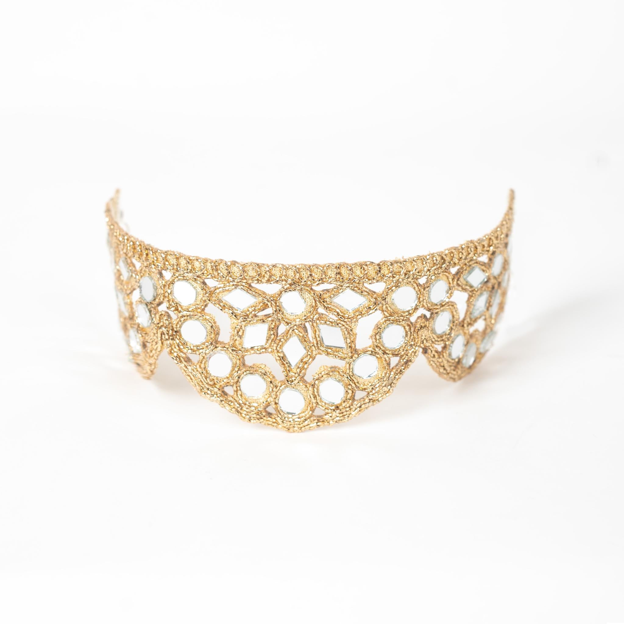 Handcrafted Petal-Inspired Choker - Eline Choker with Mirror Accents